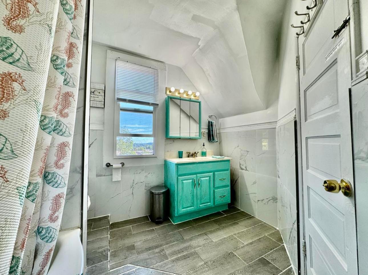 Private Room With Shared Bathrooms 10 Mins To Seatac Airport And 20 Mins To Downtown Seattle Exterior foto